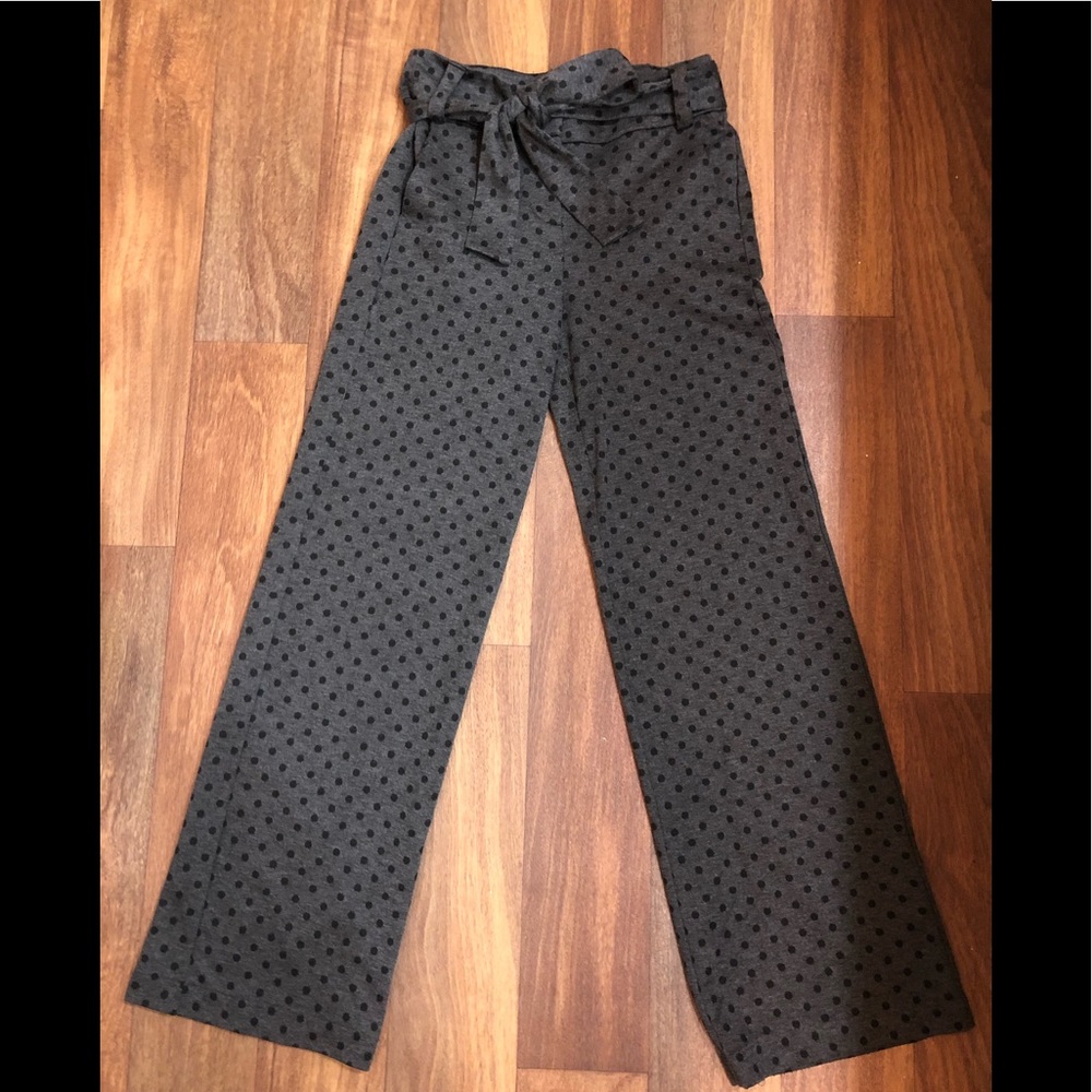 NYandCompany Wide Leg High Waisted Belted Pants!!